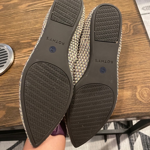 Rothys The Point - Size 7 (Multi Metallic) - Picture 2 of 2